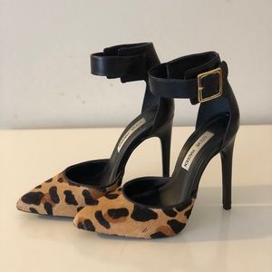 Leopard print heels!